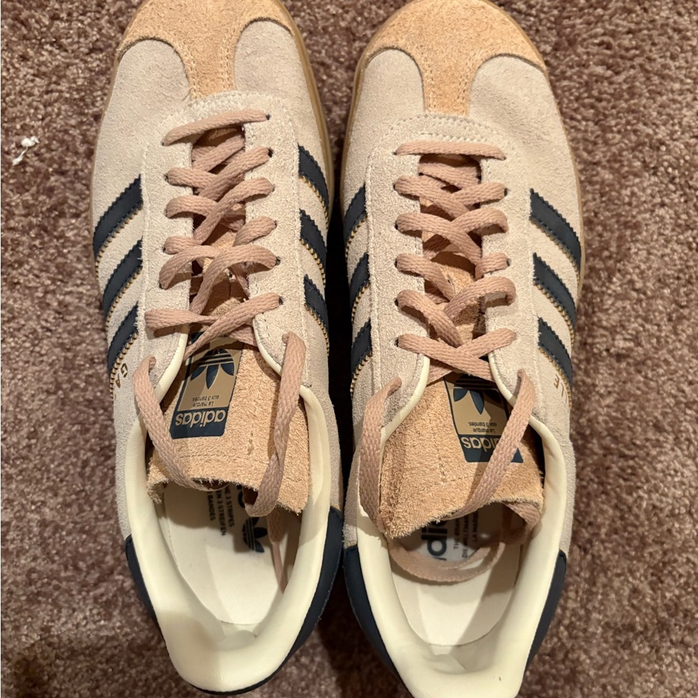 Adidas Woman’s Gazelle Sneakers